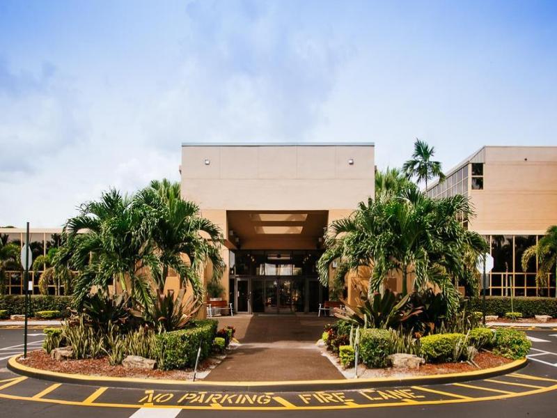 Sawgrass Grand Hotel And Suites Sports Complex Sunrise Exterior foto